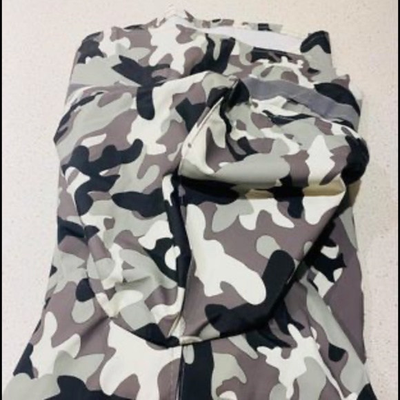 Dog reflective Rain Coat - Picture 3 of 5